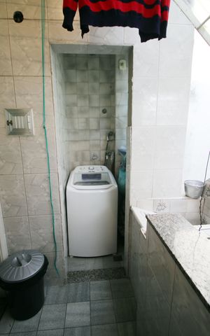 Apartamento à venda com 70m², 2 quartos e 1 vagaÁrea de Serviço