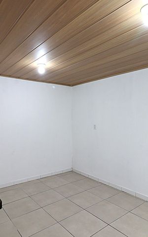Casa para alugar com 28m², 1 quarto e sem vagaQuarto