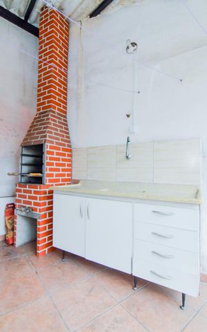 Casa à venda com 160m², 2 quartos e 3 vagasChurrasqueira
