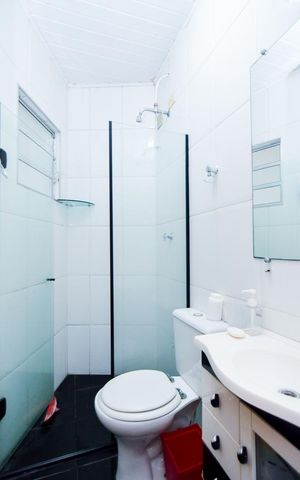 Casa à venda com 160m², 2 quartos e 3 vagasBanheiro da Suíte 