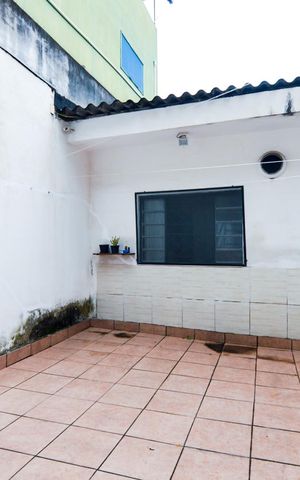 Casa à venda com 160m², 2 quartos e 3 vagasQuintal