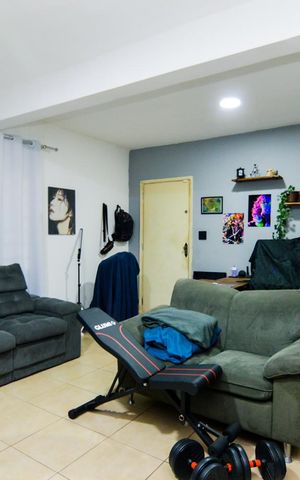 Casa à venda com 160m², 2 quartos e 3 vagasSala