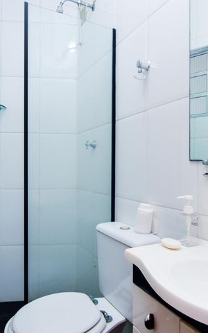Casa à venda com 160m², 2 quartos e 3 vagasBanheiro da Suíte 