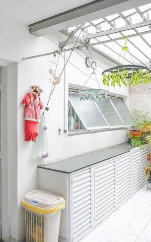 Casa à venda com 200m², 3 quartos e 4 vagasÁrea de serviço