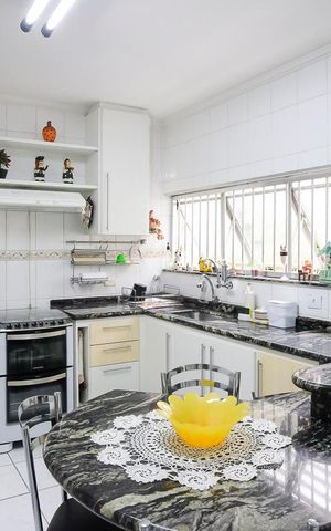 Casa à venda com 200m², 3 quartos e 4 vagasCozinha