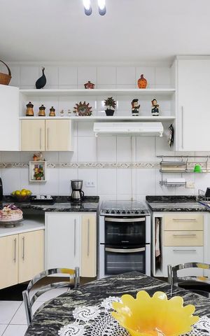 Casa à venda com 200m², 3 quartos e 4 vagasCozinha