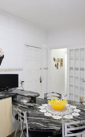 Casa à venda com 200m², 3 quartos e 4 vagasCozinha