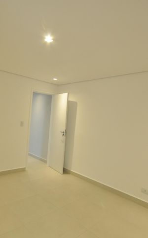 Casa à venda com 180m², 4 quartos e 2 vagasQuarto Suíte