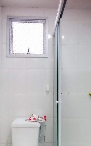 Apartamento à venda com 48m², 2 quartos e 1 vaga Apartamento à venda com 48m², 2 quartos e 1 vagaBanheiro