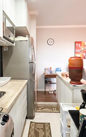 Apartamento à venda com 56m², 2 quartos e 1 vaga Apartamento à venda com 56m², 2 quartos e 1 vagaCozinha