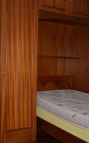 Casa de condomínio à venda com 200m², 4 quartos e 4 vagas Casa de condomínio à venda com 200m², 4 quartos e 4 vagasQuarto 1