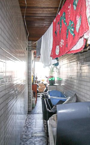 Casa à venda com 180m², 2 quartos e 2 vagas Casa à venda com 180m², 2 quartos e 2 vagasÁrea de Serviço