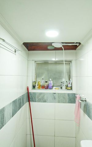Casa à venda com 180m², 2 quartos e 2 vagas Casa à venda com 180m², 2 quartos e 2 vagasQuartinho