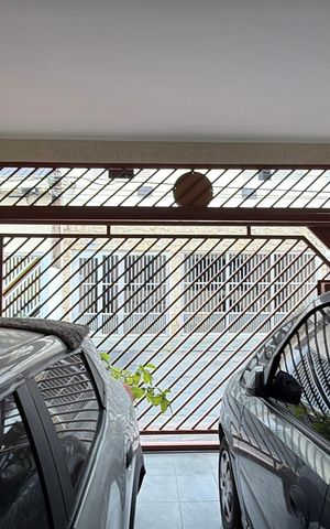Casa à venda com 250m², 5 quartos e 2 vagas