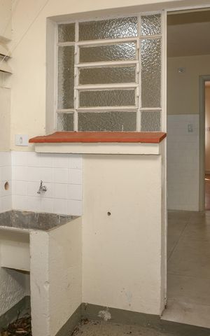 Casa à venda com 90m², 2 quartos e 1 vaga Casa à venda com 90m², 2 quartos e 1 vagaÁrea de Serviço