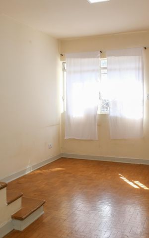 Casa à venda com 90m², 2 quartos e 1 vaga Casa à venda com 90m², 2 quartos e 1 vagaSala