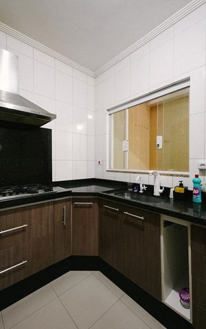 Casa de condomínio à venda com 88m², 3 quartos e 1 vaga Casa de condomínio à venda com 88m², 3 quartos e 1 vagaCozinha