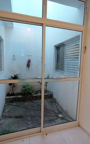 Casa à venda com 250m², 4 quartos e 4 vagas