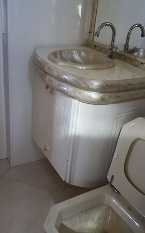 Apartamento à venda com 74m², 3 quartos e 1 vagaBanheiro da Suíte