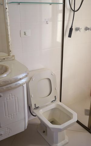 Apartamento à venda com 74m², 3 quartos e 1 vagaBanheiro da Suíte