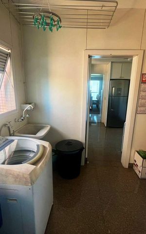 Apartamento à venda com 201m², 4 quartos e 4 vagas Apartamento à venda com 201m², 4 quartos e 4 vagasÁrea de serviço