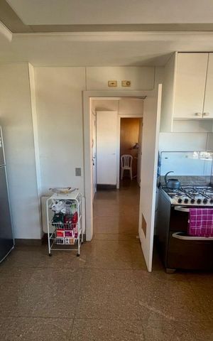 Apartamento à venda com 201m², 4 quartos e 4 vagas Apartamento à venda com 201m², 4 quartos e 4 vagasCozinha