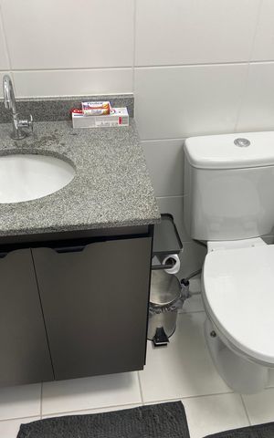 Apartamento à venda com 24m², 1 quarto e sem vaga Apartamento à venda com 24m², 1 quarto e sem vagaQuarto / Banheiro