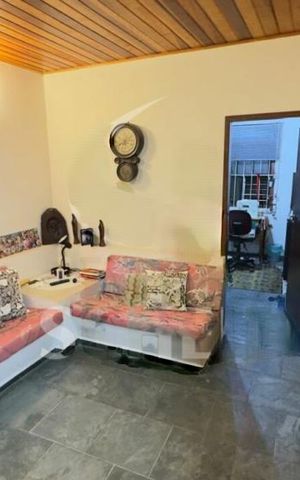 Casa à venda com 85m², 2 quartos e 2 vagas