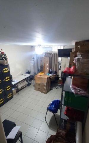 Casa à venda com 96m², 2 quartos e 1 vaga
