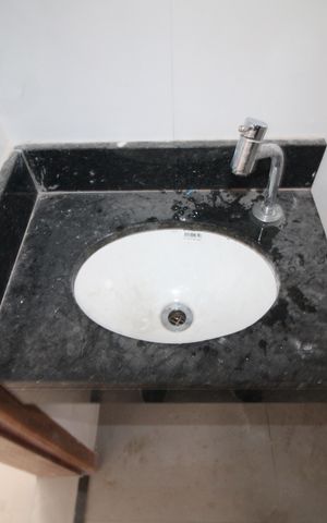 Apartamento para alugar com 41m², 2 quartos e sem vagaBanheiro