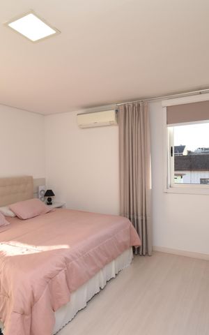 Casa à venda com 370m², 7 quartos e 4 vagasSuíte 3