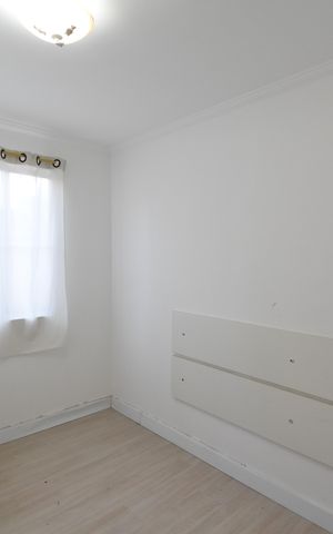 Casa à venda com 370m², 7 quartos e 4 vagasQuarto 6