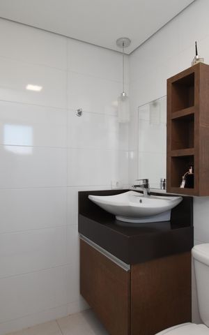 Casa à venda com 370m², 7 quartos e 4 vagasBanheiro da Suíte 2