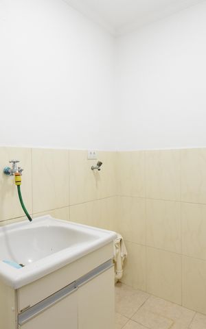 Casa à venda com 185m², 4 quartos e 2 vagasÁrea de Serviço