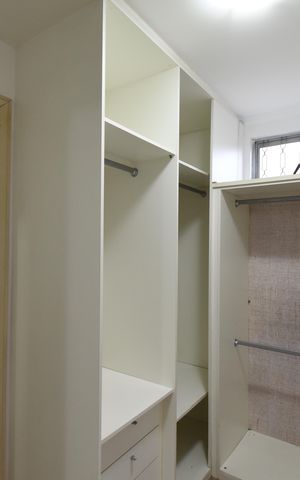 Casa à venda com 185m², 4 quartos e 2 vagasSuíte 