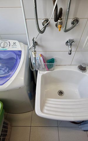 Apartamento à venda com 45m², 1 quarto e 1 vaga Apartamento à venda com 45m², 1 quarto e 1 vagaÁrea de Serviço