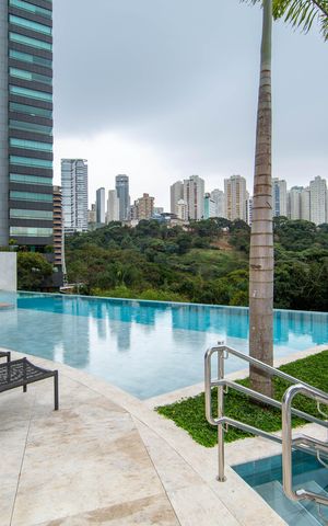 Apartamento à venda com 242m², 4 quartos e 5 vagas Apartamento à venda com 242m², 4 quartos e 5 vagasPISCINA