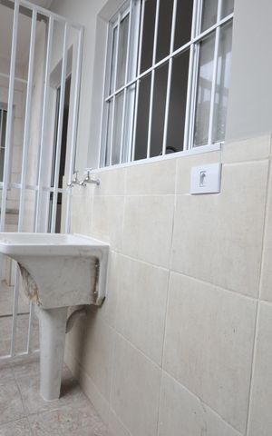 Casa para alugar com 40m², 1 quarto e sem vagaÁrea de Serviço