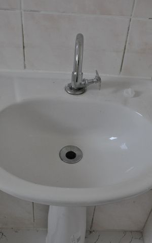 Casa para alugar com 40m², 1 quarto e sem vagaBanheiro