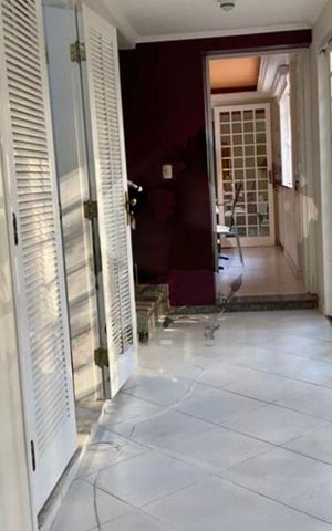 Casa à venda com 412m², 8 quartos e 9 vagas