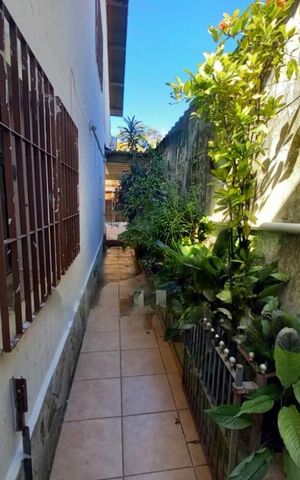 Casa à venda com 230m², 4 quartos e 6 vagas