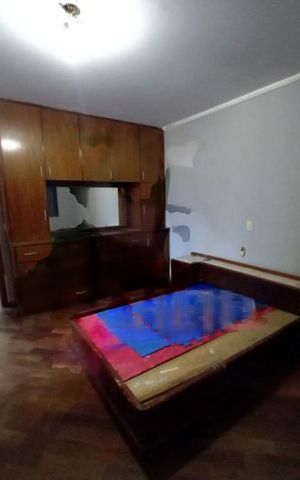 Casa à venda com 230m², 4 quartos e 6 vagas