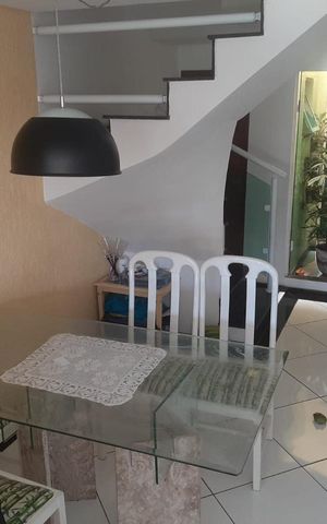 Casa à venda com 86m², 3 quartos e 2 vagas