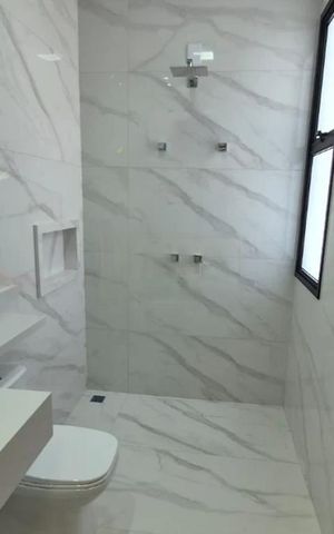 Casa de condomínio à venda com 264m², 4 quartos e 4 vagas