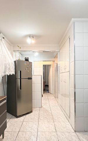 Apartamento à venda com 99m², 2 quartos e 1 vaga Apartamento à venda com 99m², 2 quartos e 1 vagaCozinha