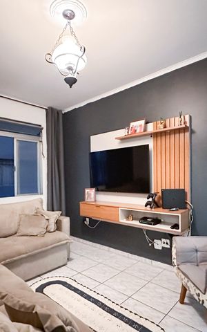 Apartamento à venda com 99m², 2 quartos e 1 vaga Apartamento à venda com 99m², 2 quartos e 1 vagaSala