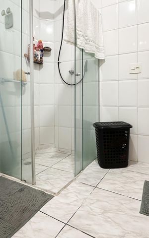 Apartamento à venda com 99m², 2 quartos e 1 vaga Apartamento à venda com 99m², 2 quartos e 1 vagaBanheiro Social