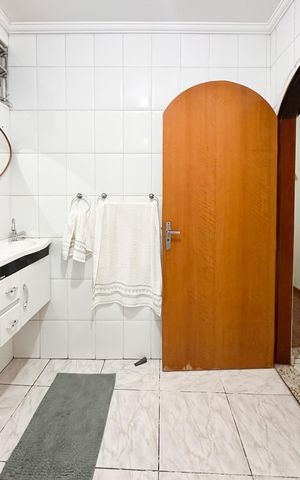 Apartamento à venda com 99m², 2 quartos e 1 vaga Apartamento à venda com 99m², 2 quartos e 1 vagaBanheiro Social