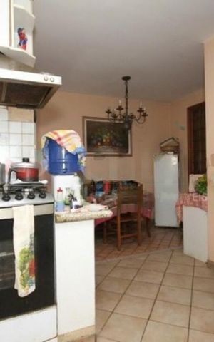 Casa à venda com 220m², 4 quartos e 1 vaga