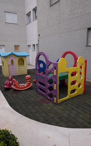Apartamento para alugar com 63m², 2 quartos e 2 vagasÁrea comum - Playground